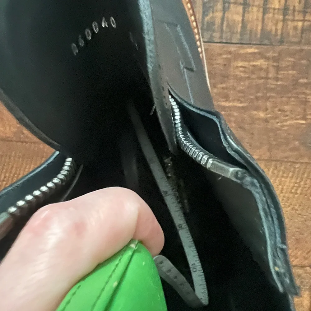 Authentic Dolce & Gabbana Leather Zip Mid Boot - Picture 9 of 10